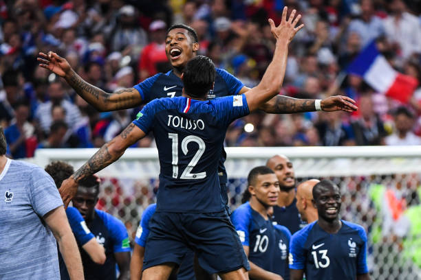 出并非易事 出并非易事